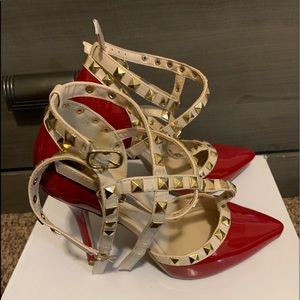 Sexy strap studded pump